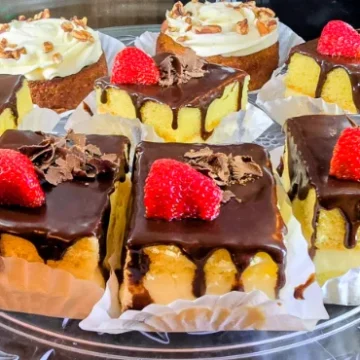 Boston Cream Pie