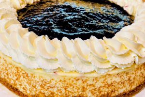 4 " Round Huckleberry Cheesecake