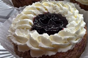 Huckleberry Cheesecake Individual